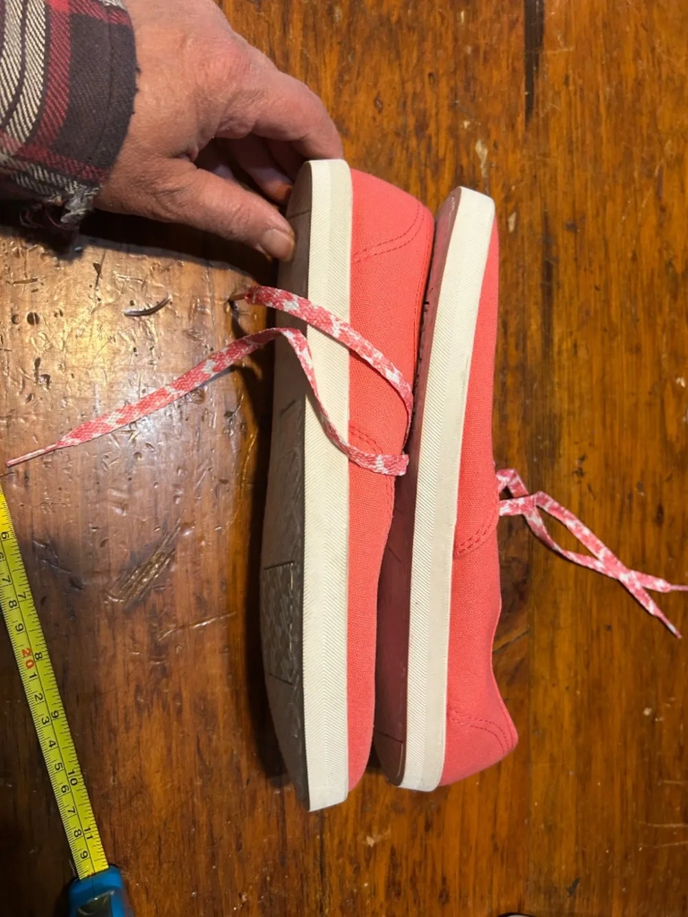Like new Women’s Sneakers size 8 Pink/Salmon